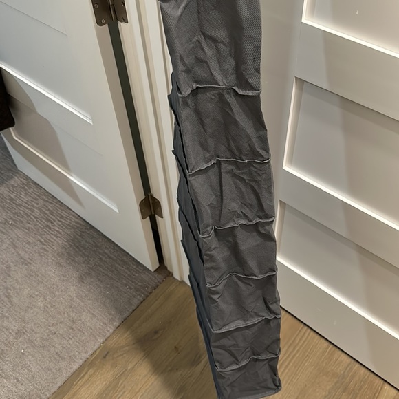 Storage Pockets - Picture 9 of 12